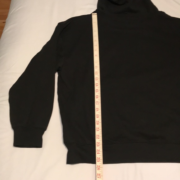 MTV fleece hoodie in XL with kangaroo pocket and drawstring. - Picture 3 of 4